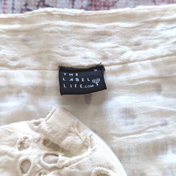 NWOT Ivory white eyelet skirt - Picture 3 of 3